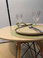 Conjunto Jantar Nero Mesa Redonda MDF 70cm + 4 Cadeiras Eiffel Fendi