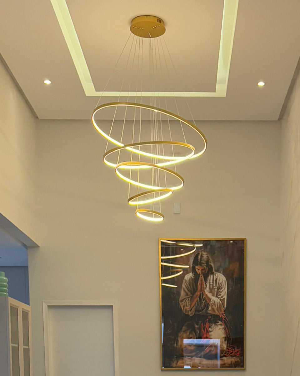 Lustre Pendente Moderno 5 Anéis Dourado Pe Direito Duplo Luz 3/1 - Green Age