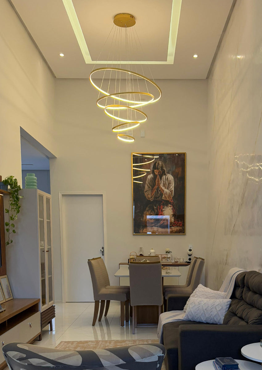 Lustre Pendente Moderno 5 Anéis Dourado Pe Direito Duplo Luz 3/1 - Green Age